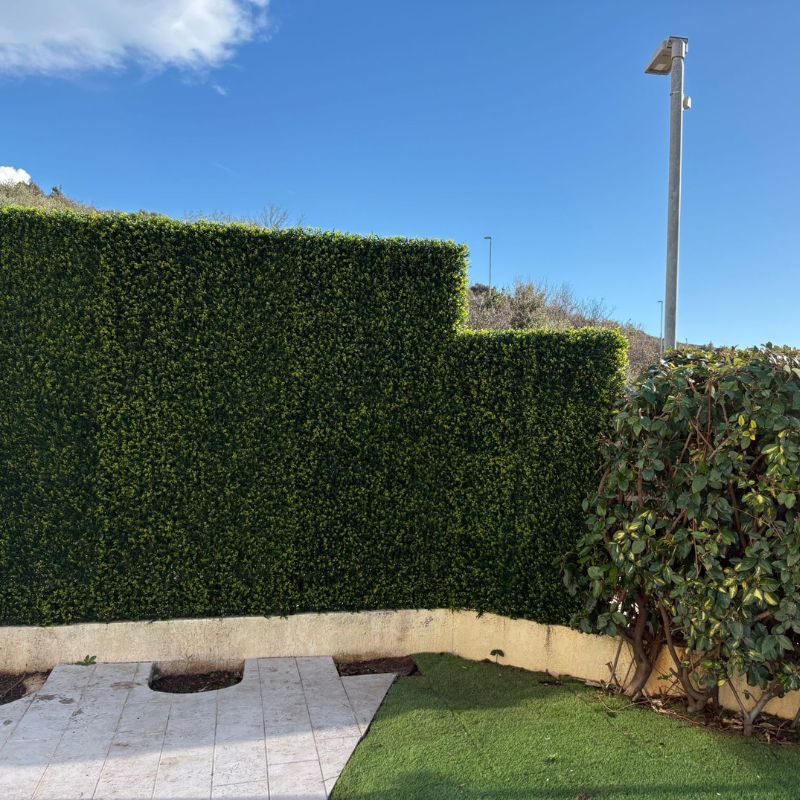 Zaštita od pogleda s umjetnom ogradom BUXUS
